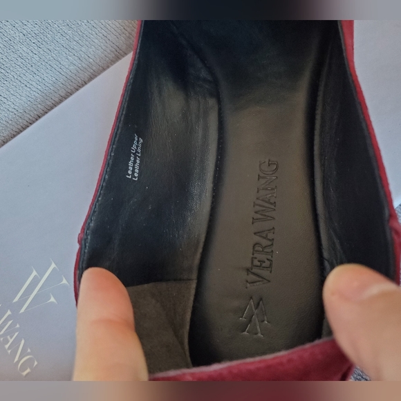 Vera Wang, slippers.  9.5 medium, berry color - Picture 7 of 7